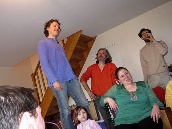 loic_425 en plein discours pour la première rencontre Jedisjeux