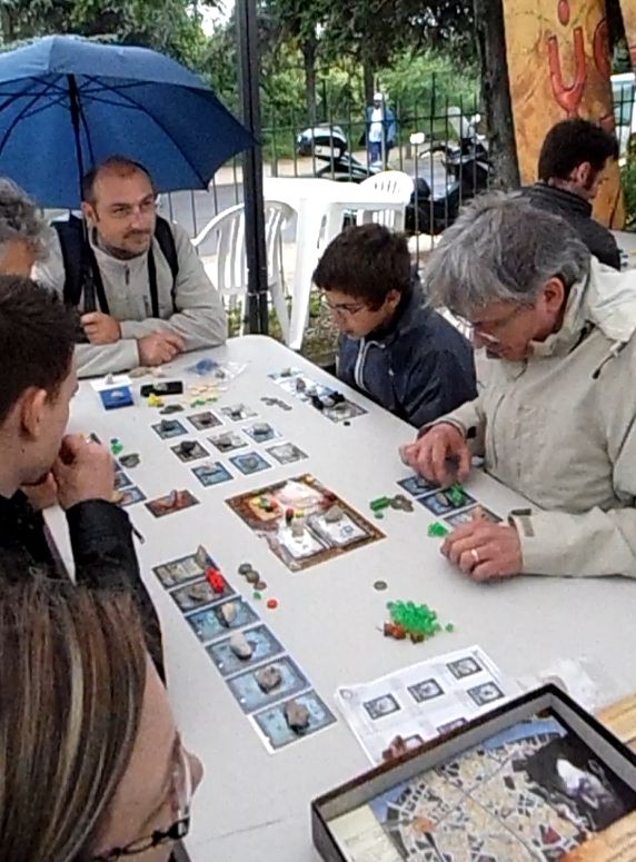 Le vent, la pluie... et un parapluie...