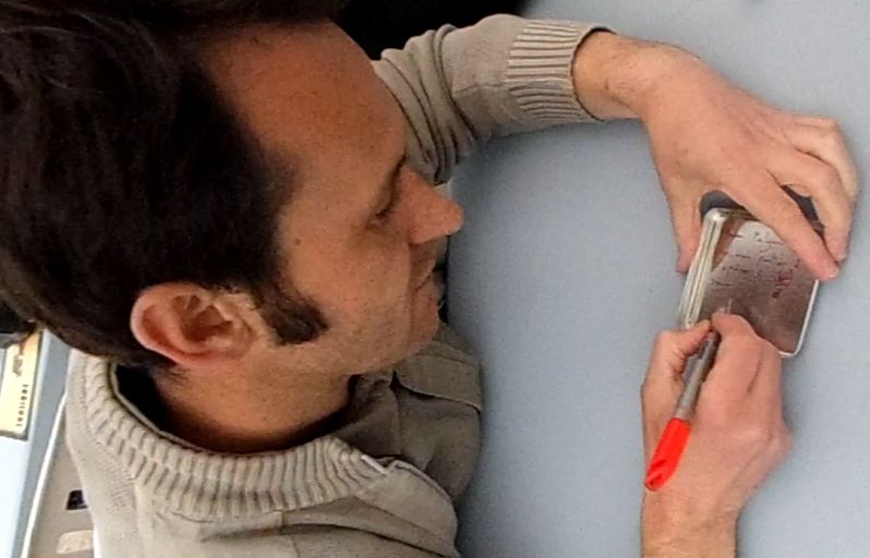 Dédicace de "Give me Five" ...