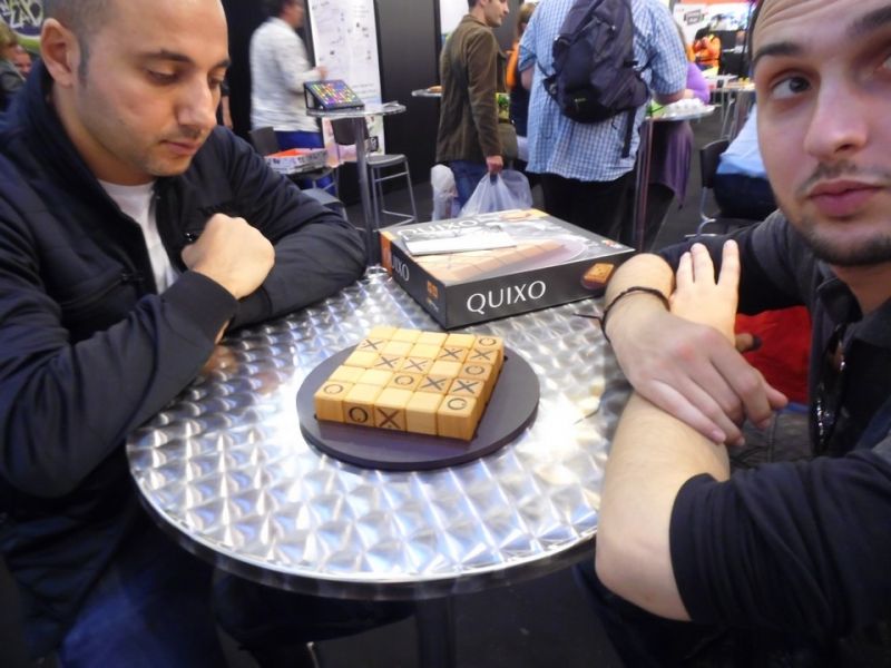 Quixo. Gigamic proposait énormément de jeux à essayer. Ne manquait que "Gueules Noires", qui pouvait se jouer chez l'éditeur de la version allemande.