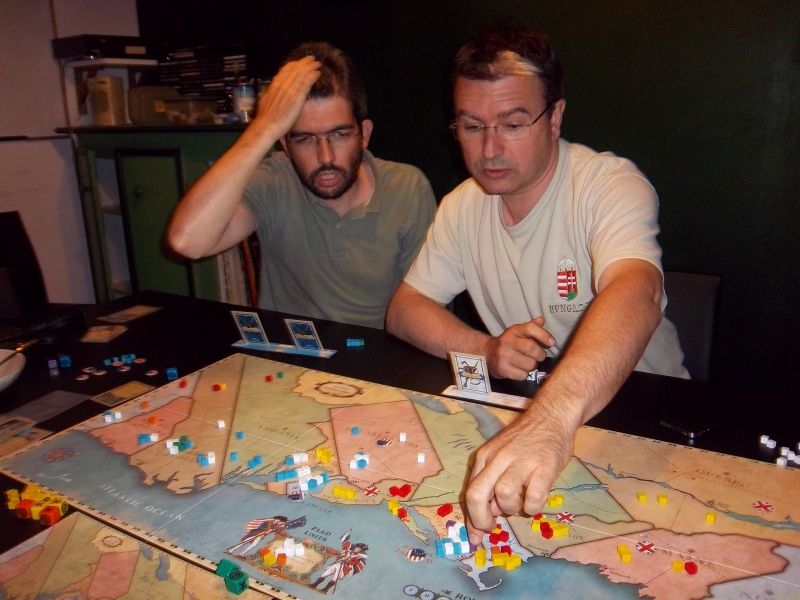 Dernier tour...monsieur Briac semble inquiet mais en fait, ils ont découvert le moyen de remporter cette partie.