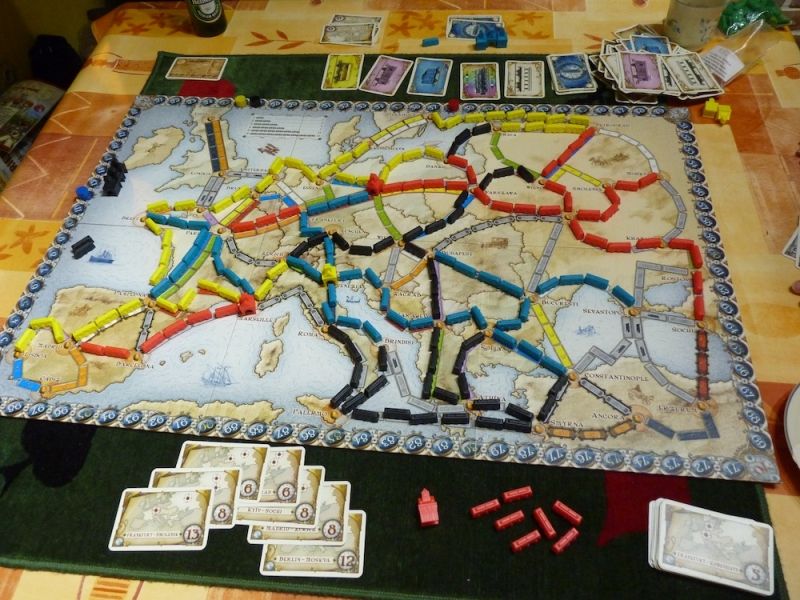 <a href="http://www.jedisjeux.net/les-aventuriers-du-rail-europe">Les Aventuriers du Rail : Europe</a>