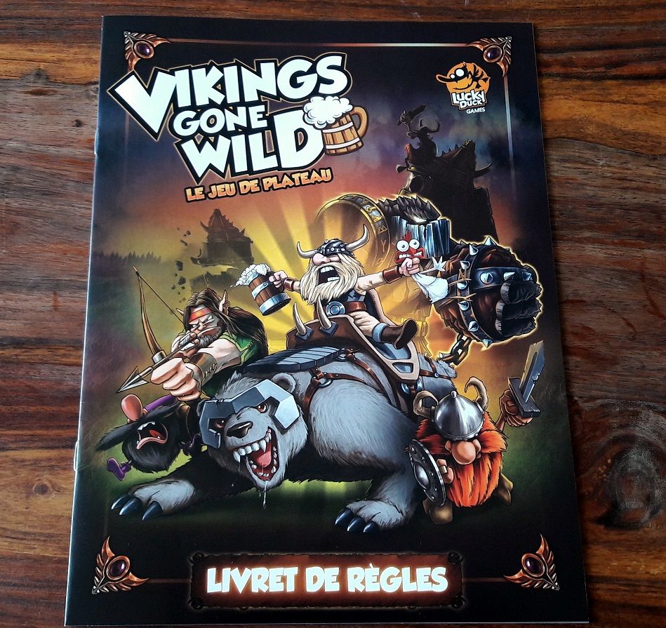 On retrouve notre fameux ours monté de la couverture de boite !