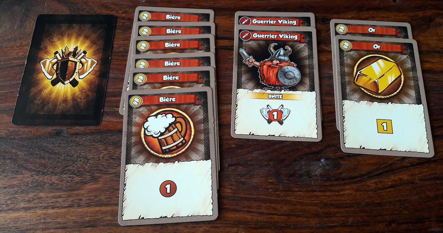 10 cartes pas plus pas moins...