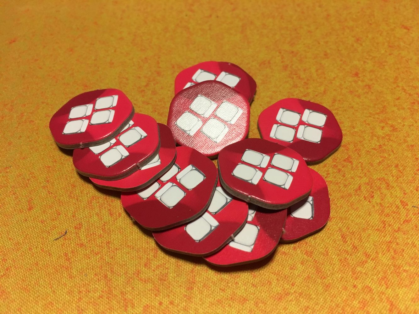 Les tokens "4 cubes"