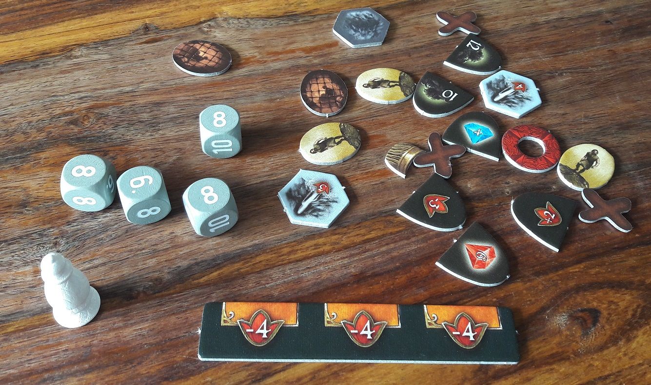 Encore des jetons, un mini-plateau, des dés et le pion narrateur !