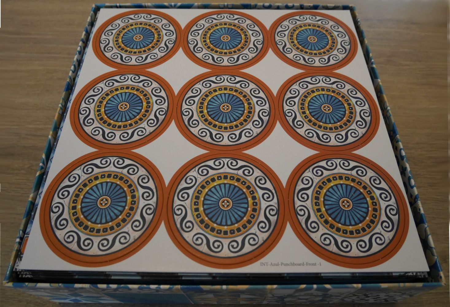 Les 9 fabriques de carreaux (5 à 2 joueurs, 7 à 3 joueurs, et 9 à 4 joueurs)