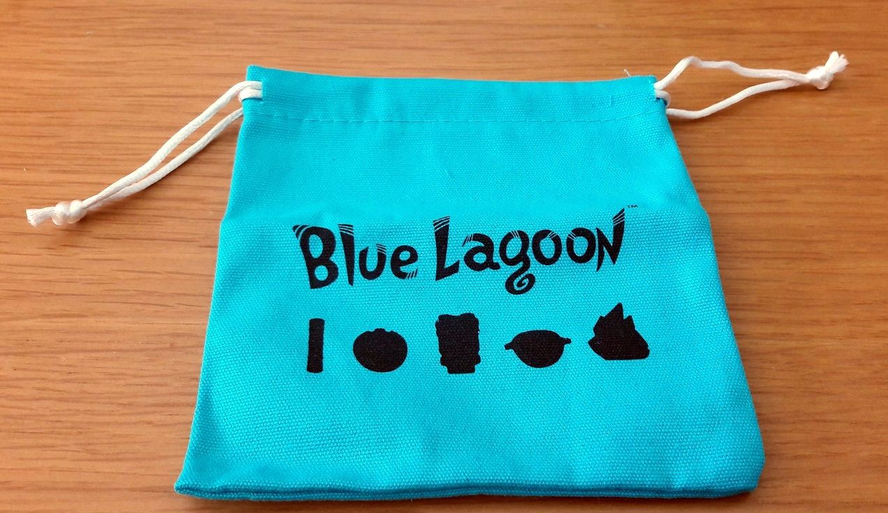 A priori inutile au jeu à part pour garantir une mise en place aléatoire, mais tellement classe :)