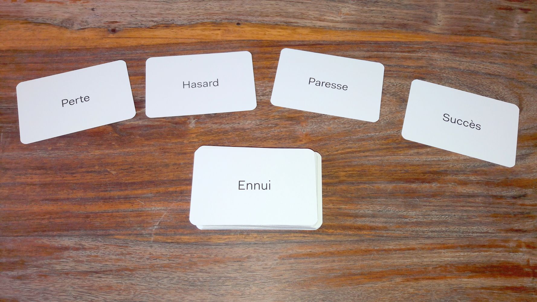 Pas mal de cartes mots recto/verso pour beaucoup de diversité et de renouvellement.