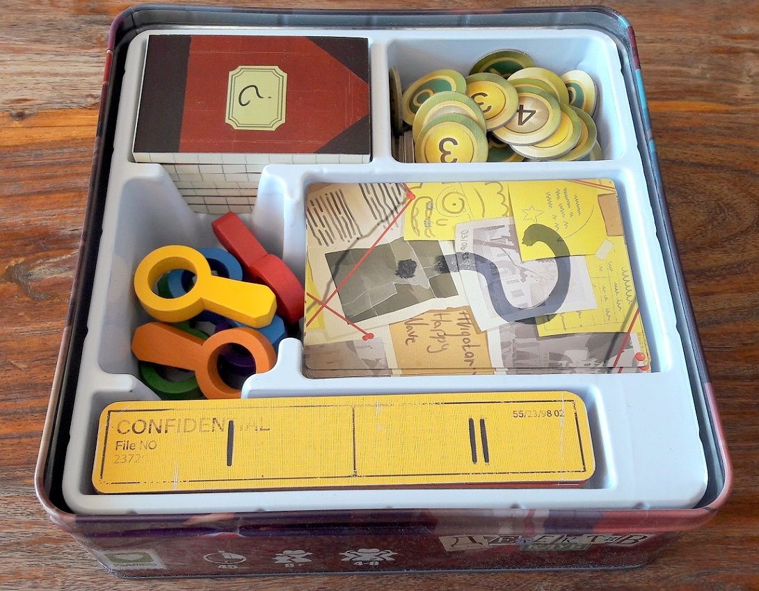 Très bien pensé, il garde tout bien rangé et accessible.