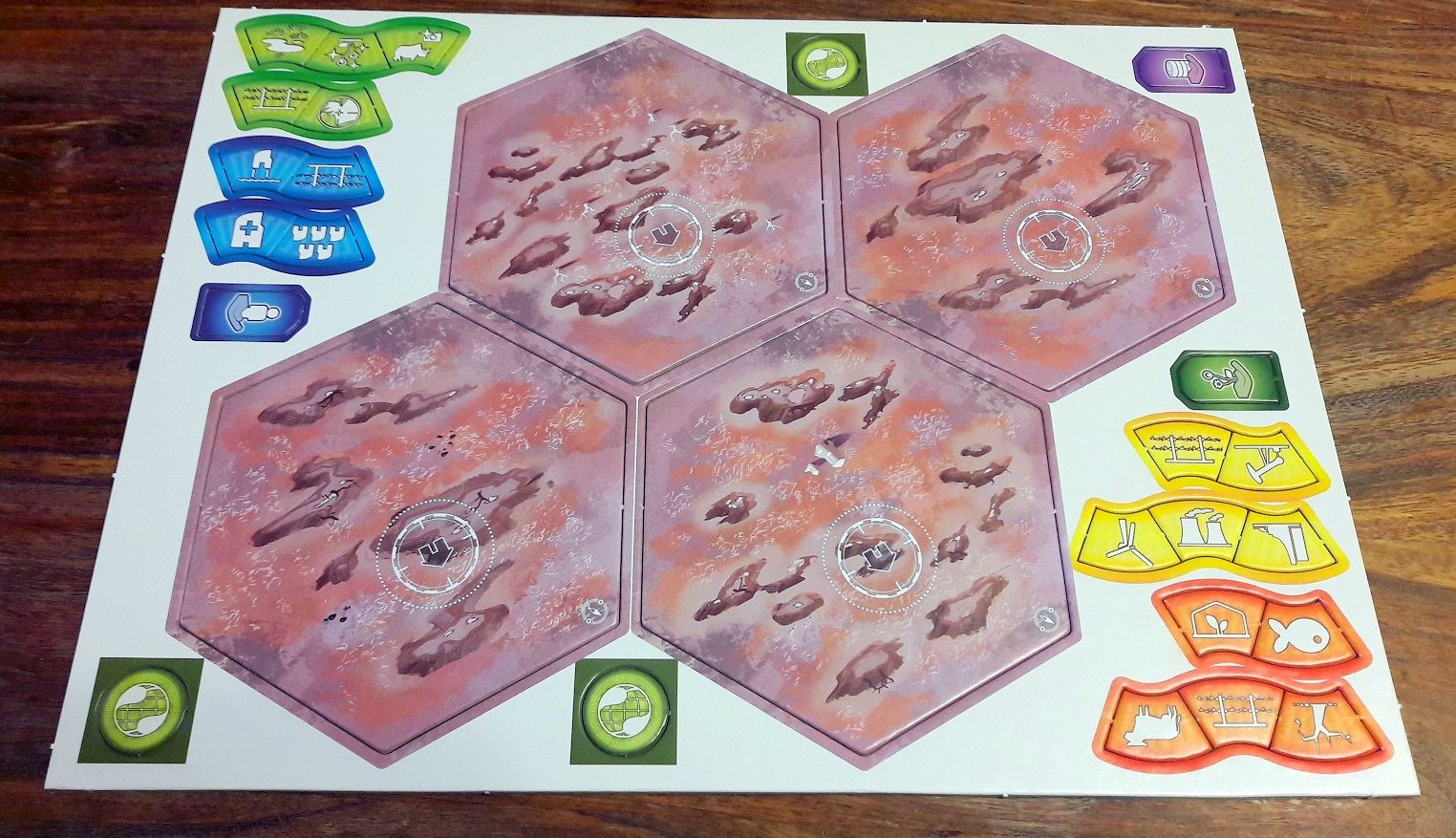 Encore des tuiles et des jetons :D