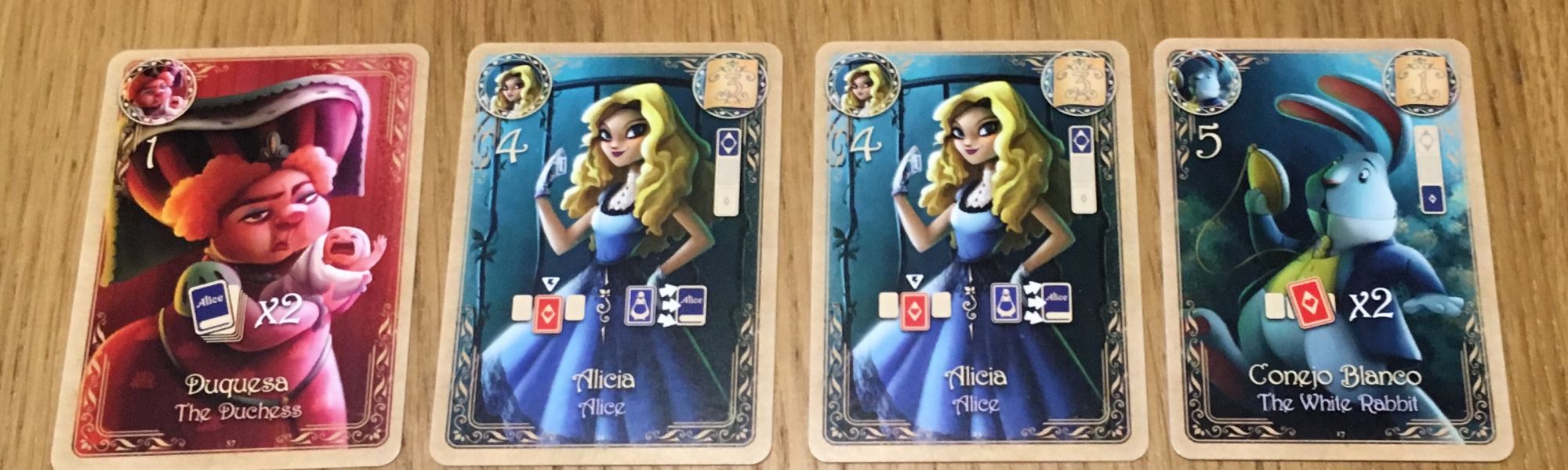 Exemple de cartes jouées à son tour