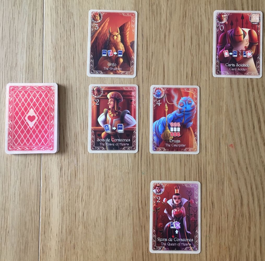 Exemple centre de la table avec des personnages petits et grands