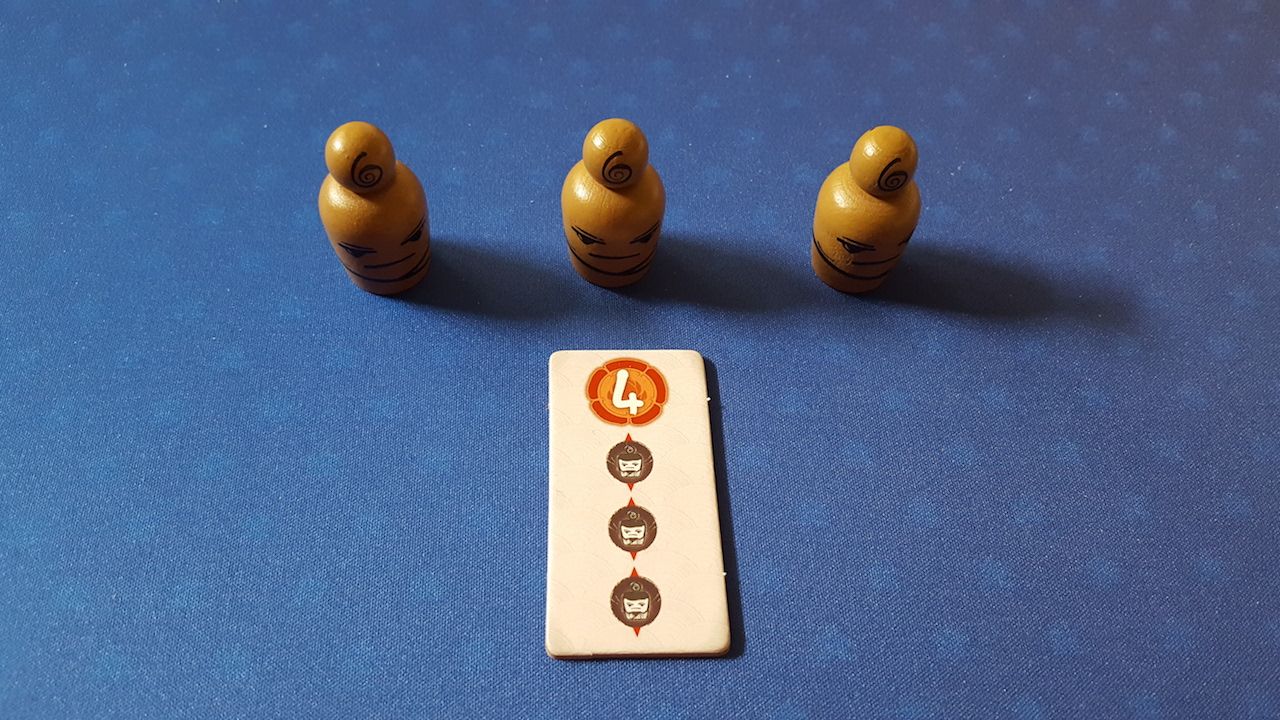 Gagner 4 points si vous avez les 3 pions Yokai devant vous (le Diplôme reste acquis, même si vous n'avez plus les 3 pions Yokai par la suite).