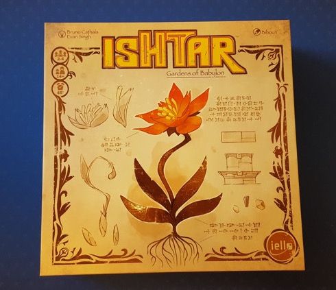 La boite au format carré 30x30cm.