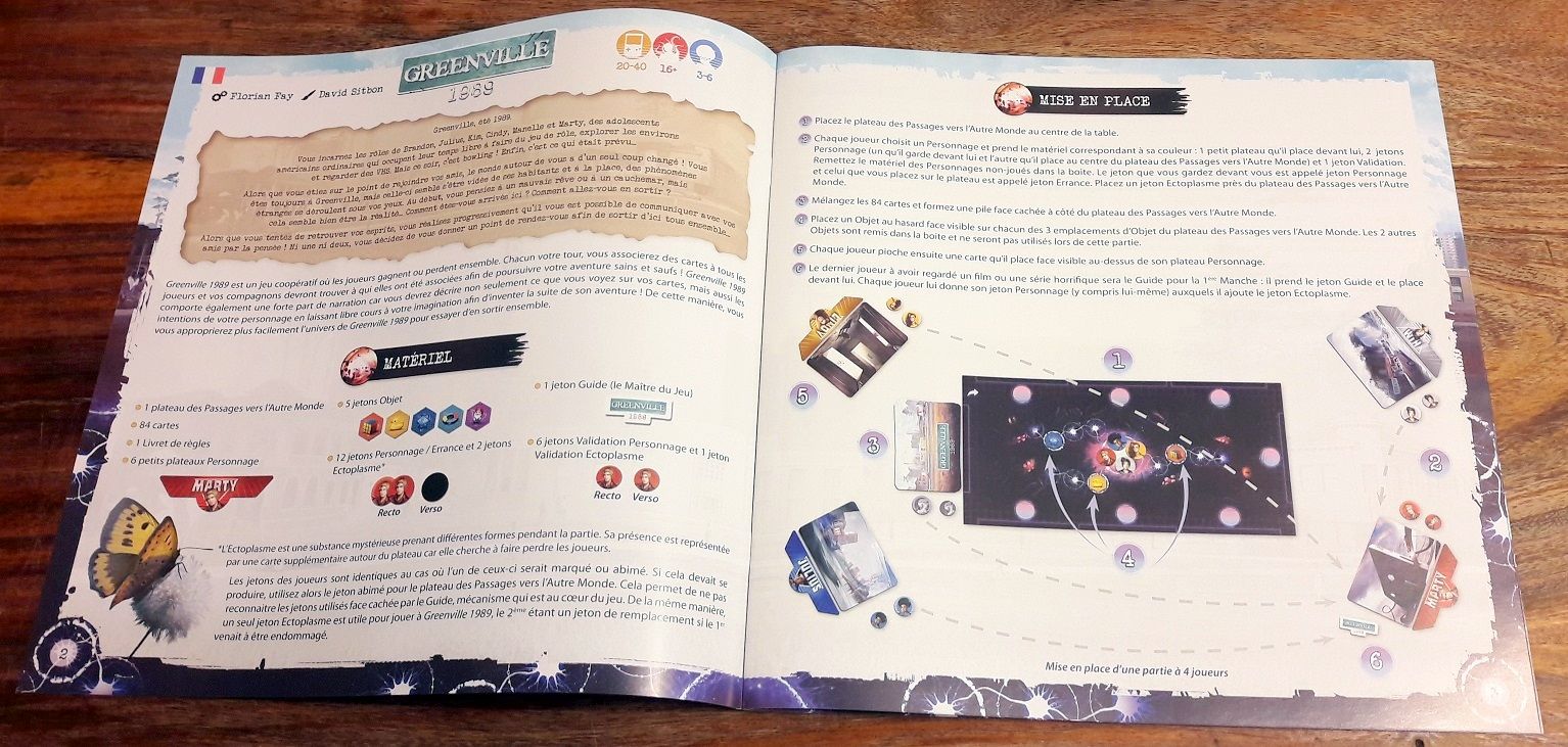 Un gros livret de règles multilingue mais avec le problème de ne pas proposer d'aide de jeu (notamment pour les pouvoirs des jetons)