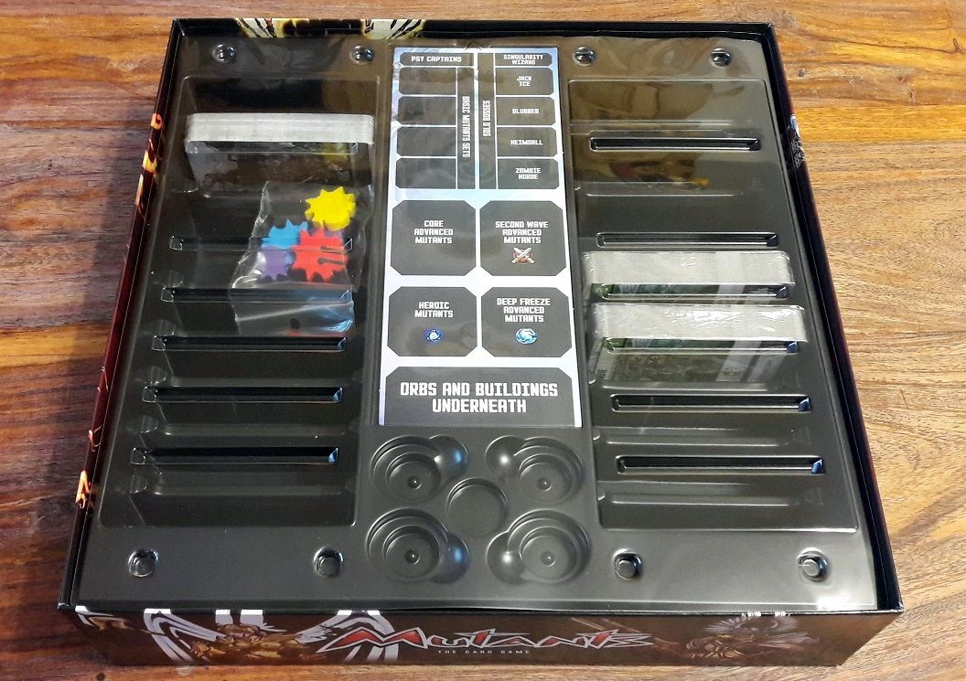 Rien à dire, ceci est la marque de fabrique de Lucky Duke Games : la grande classe et il y aura toute la place pour de nombreuses extensions !