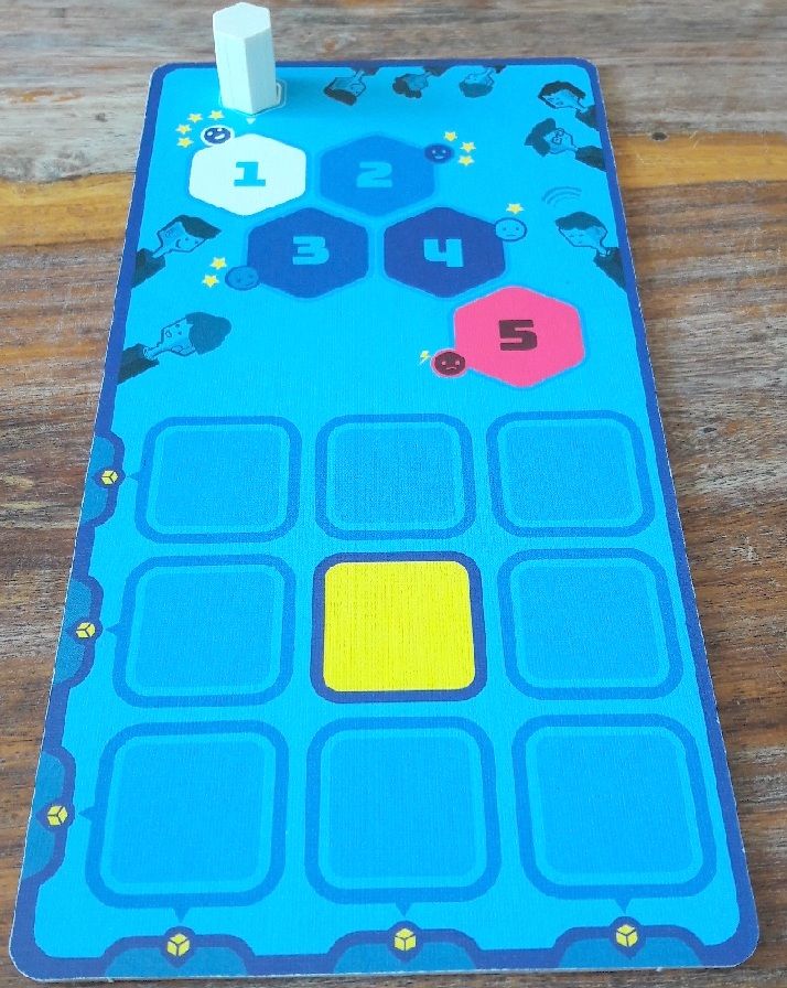 Jouable dès 2 joueurs mais vraiment pas facile !!!