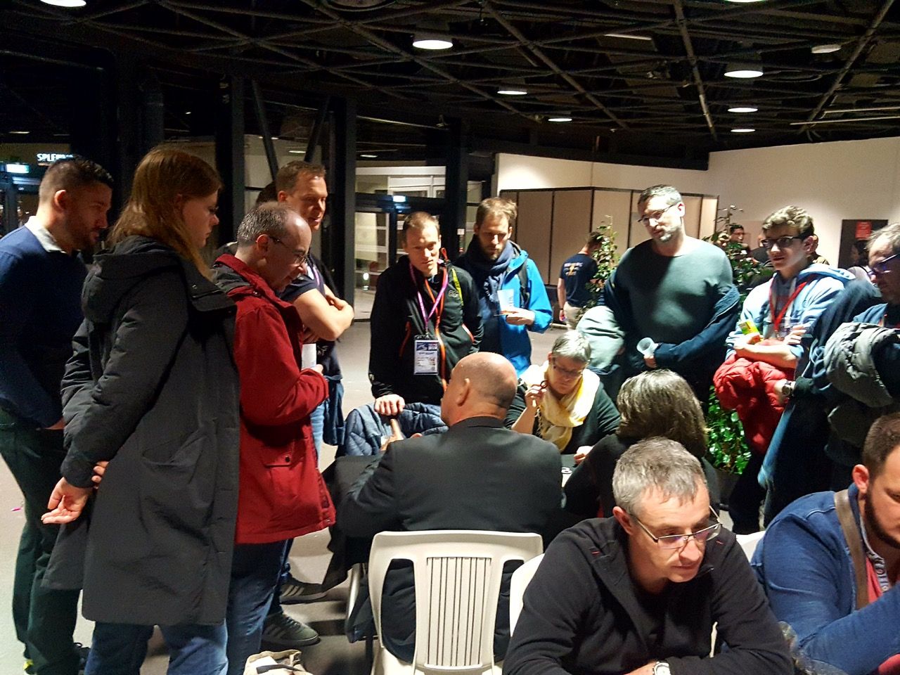 Les parties d'Insert s'enchainent et il y a la queue...