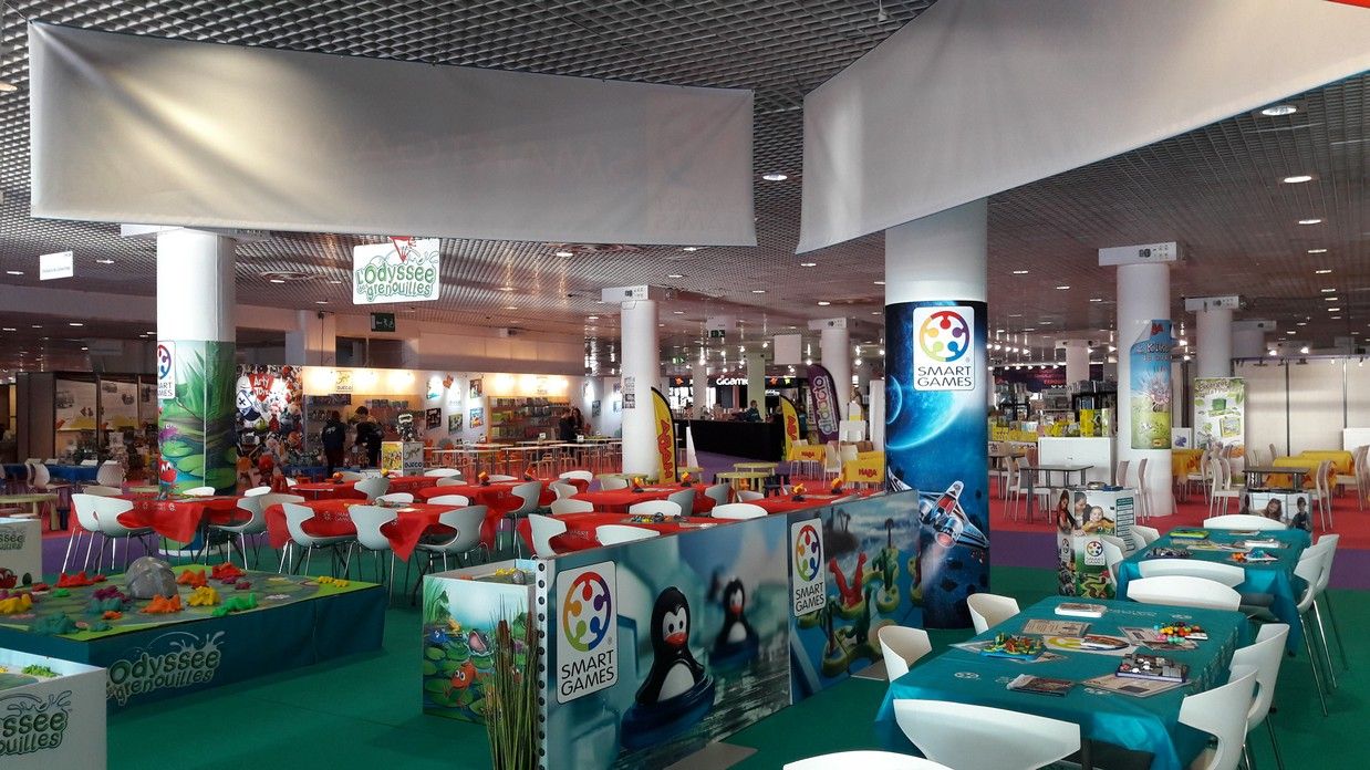 A l'espace enfants c'est encore plus calme... oui aujourd'hui il n'y a pas d'enfants !