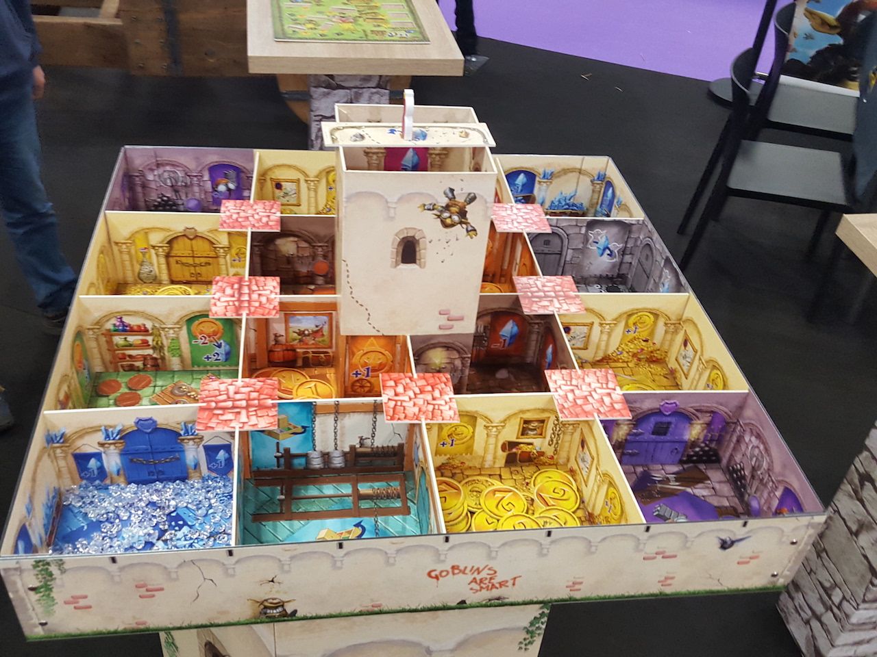 Et la version du jeu surdimentionné aussi.