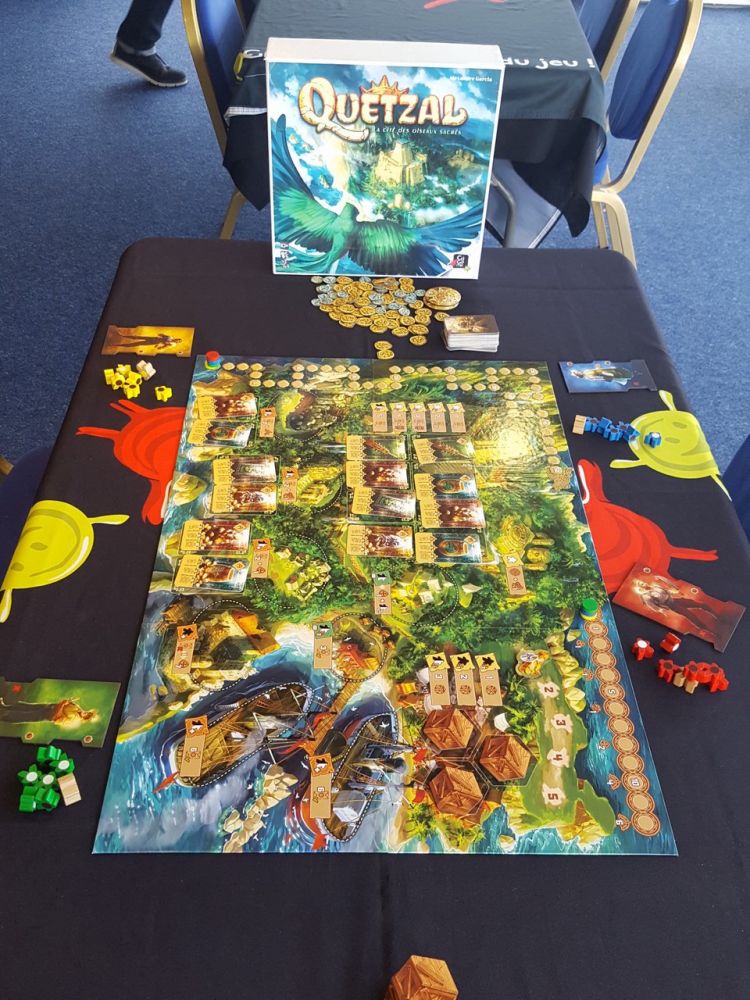 Quetzal : e futur gros jeu expert d'Alexandre Garcia (Dilluvia Project), illustré par Nastya Lehn à venir pour la fin de l'année