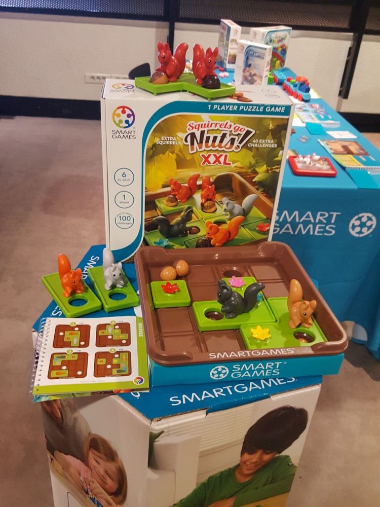 Caches Noisettes XXL à partir de 6 ans.