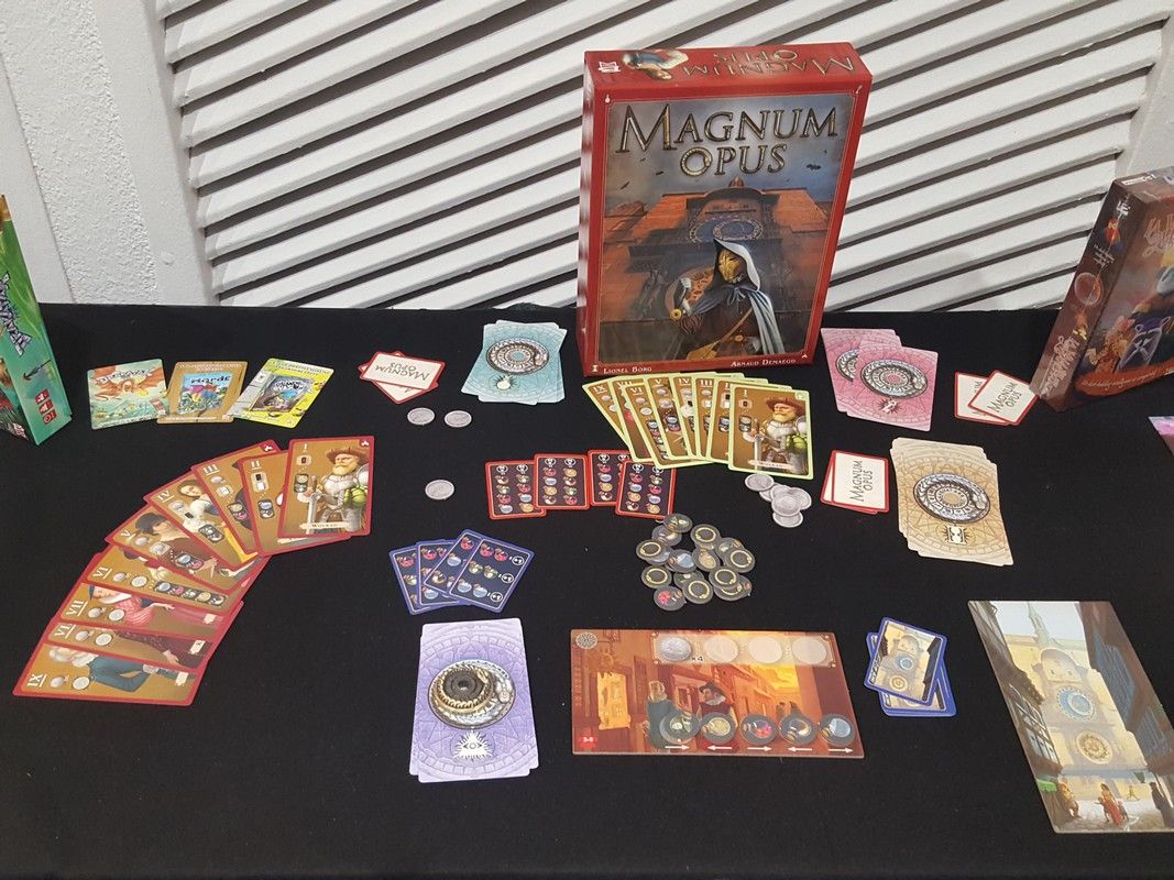 On termine par du local avec Magnum Ops de notre auteur niçois préféré, Lionel Borg, chez Bragelonne.