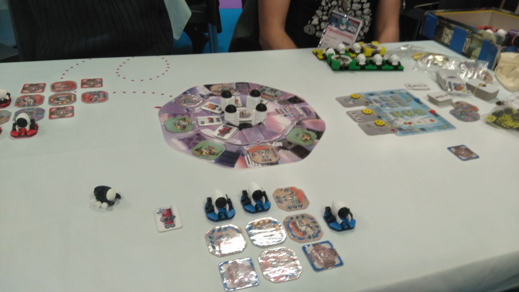 Humanity le prochain jeu de Yoann Levet, le monsieur Myrmès.