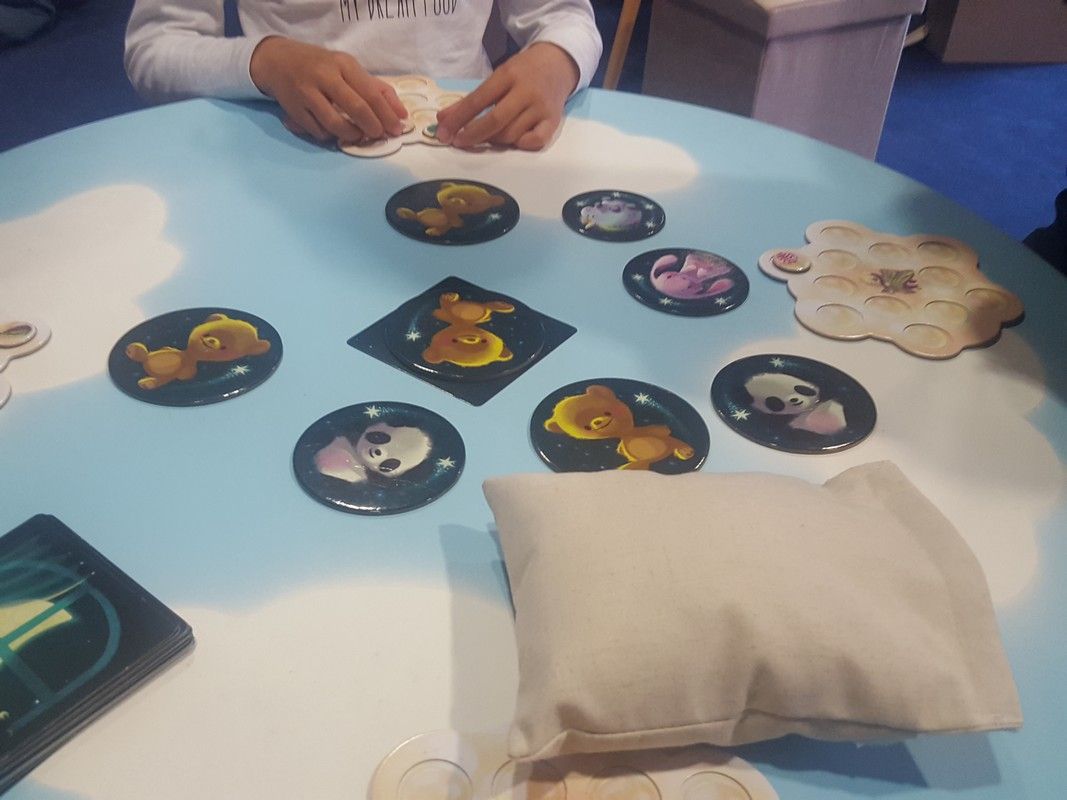 As d'Or 2020 label jeu de l'année enfant. Un jeu de Laurent Escoffier et David Franck avec des superbes illustrations de Maud Chalmel à partir de  4 ans.