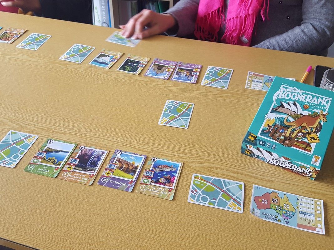 le tour de jeu : on drafte les cartes pour tenter de marquer de points dans diverses catégories.