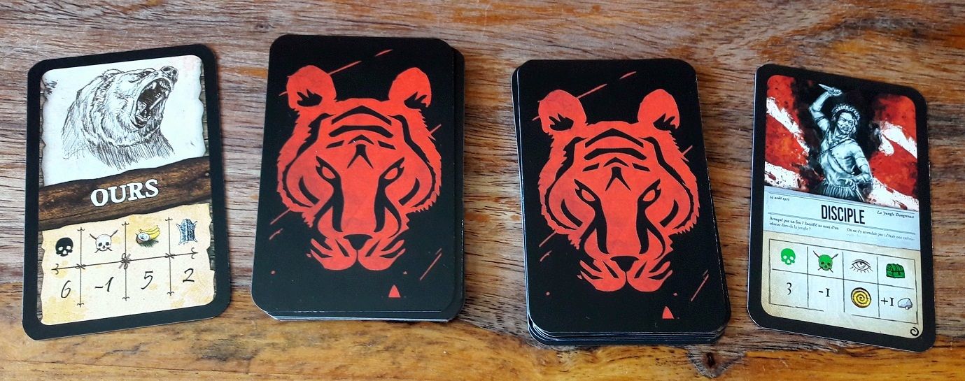 Les cartes animaux du jeu de base Edge (à gauche) sont également parfaitement compatibles avec les cultistes de l'extension Edge (à droite)