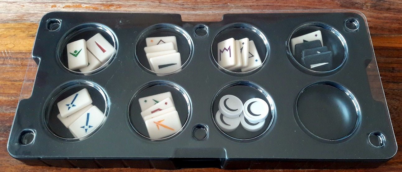 La voilà justement cette boite super pratique !