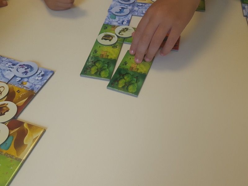 Si des paysages sont identiques alors on prend un oeuf dragon de la même couleur.