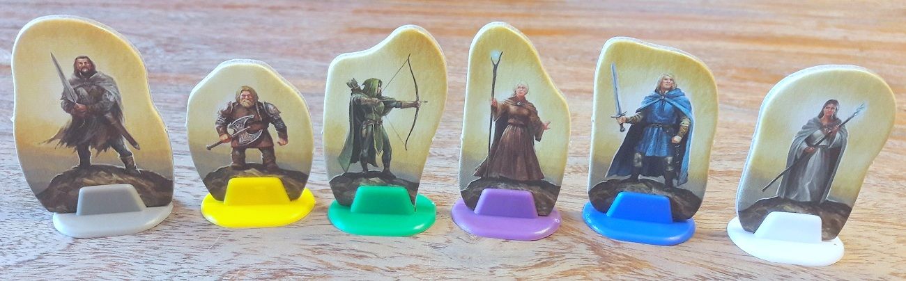 Nos petits pions héros (recto/verso) comme dans Andor.