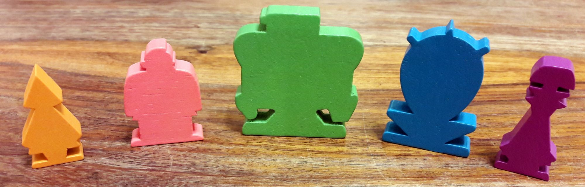 Dans un beau bois bien épais mais toujours ces couleurs flashy !