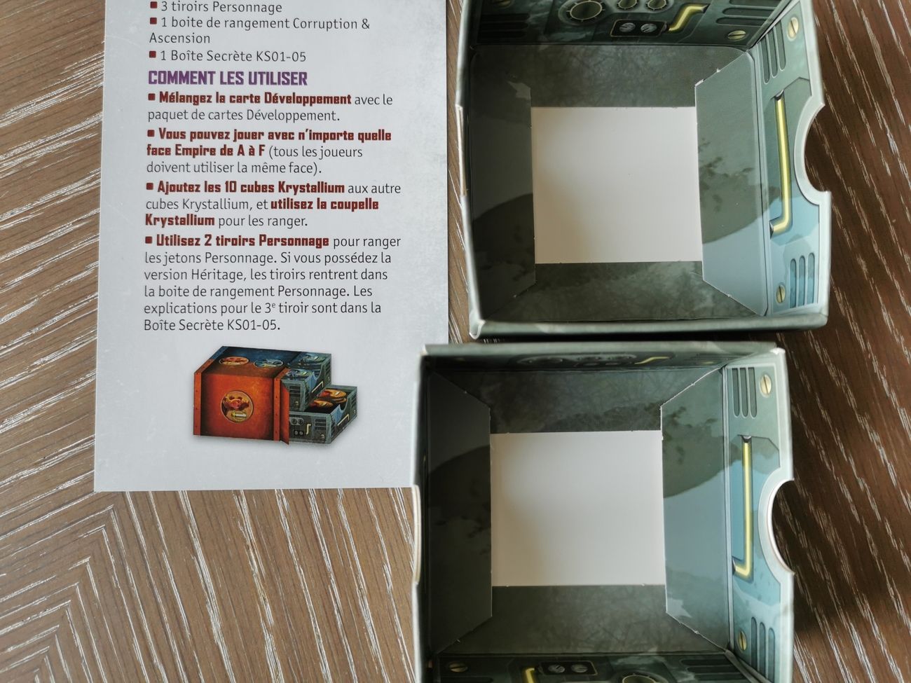 Les deux tiroirs et leur note explicative.