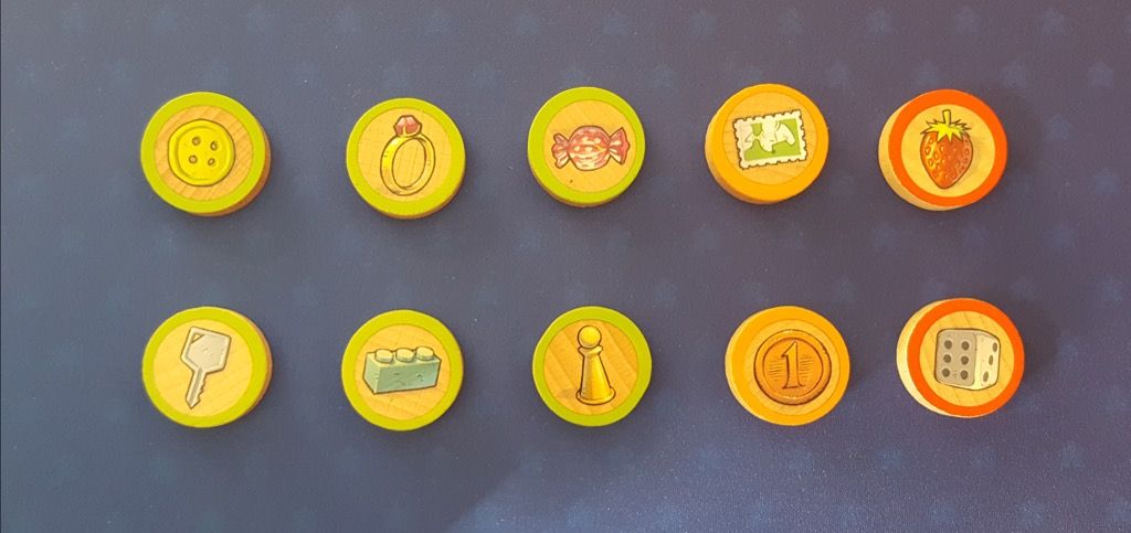 Les 10 disques Objet en bois sur le recto.