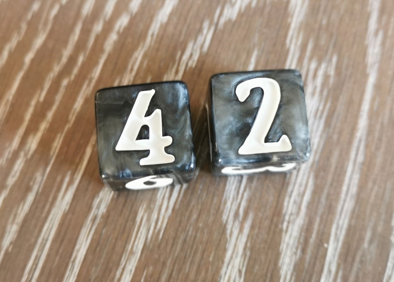 Allez savoir pourquoi ils font toujours 42 ?