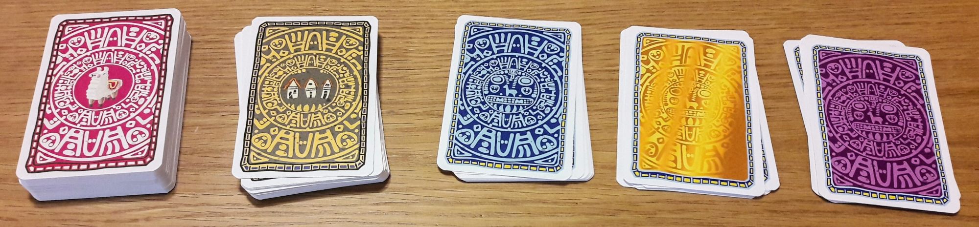 Différents dos pour différentes cartes.