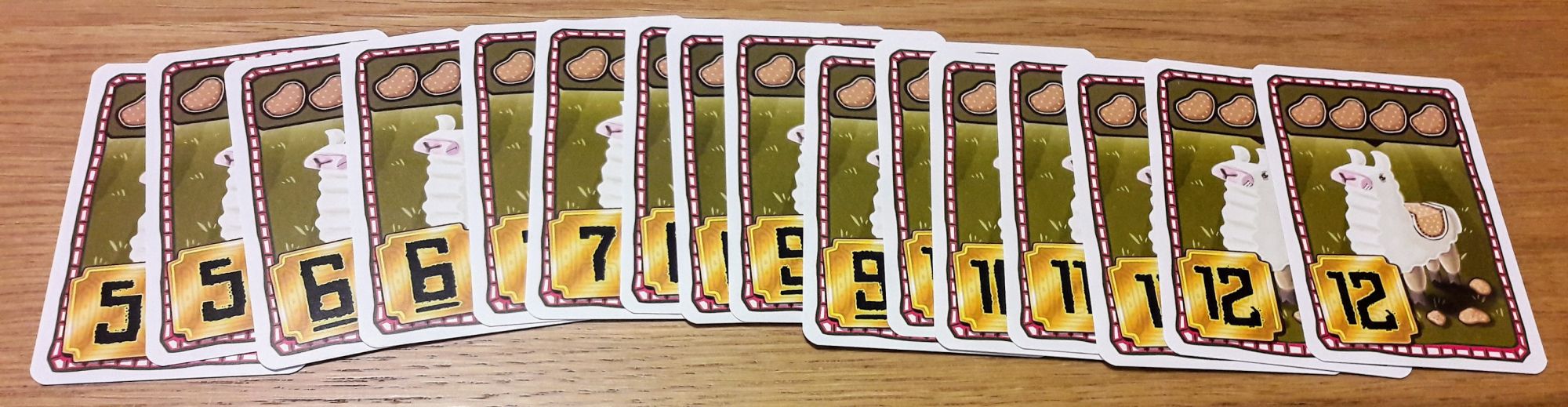 2 cartes de chaque valeur de 5 à 12.