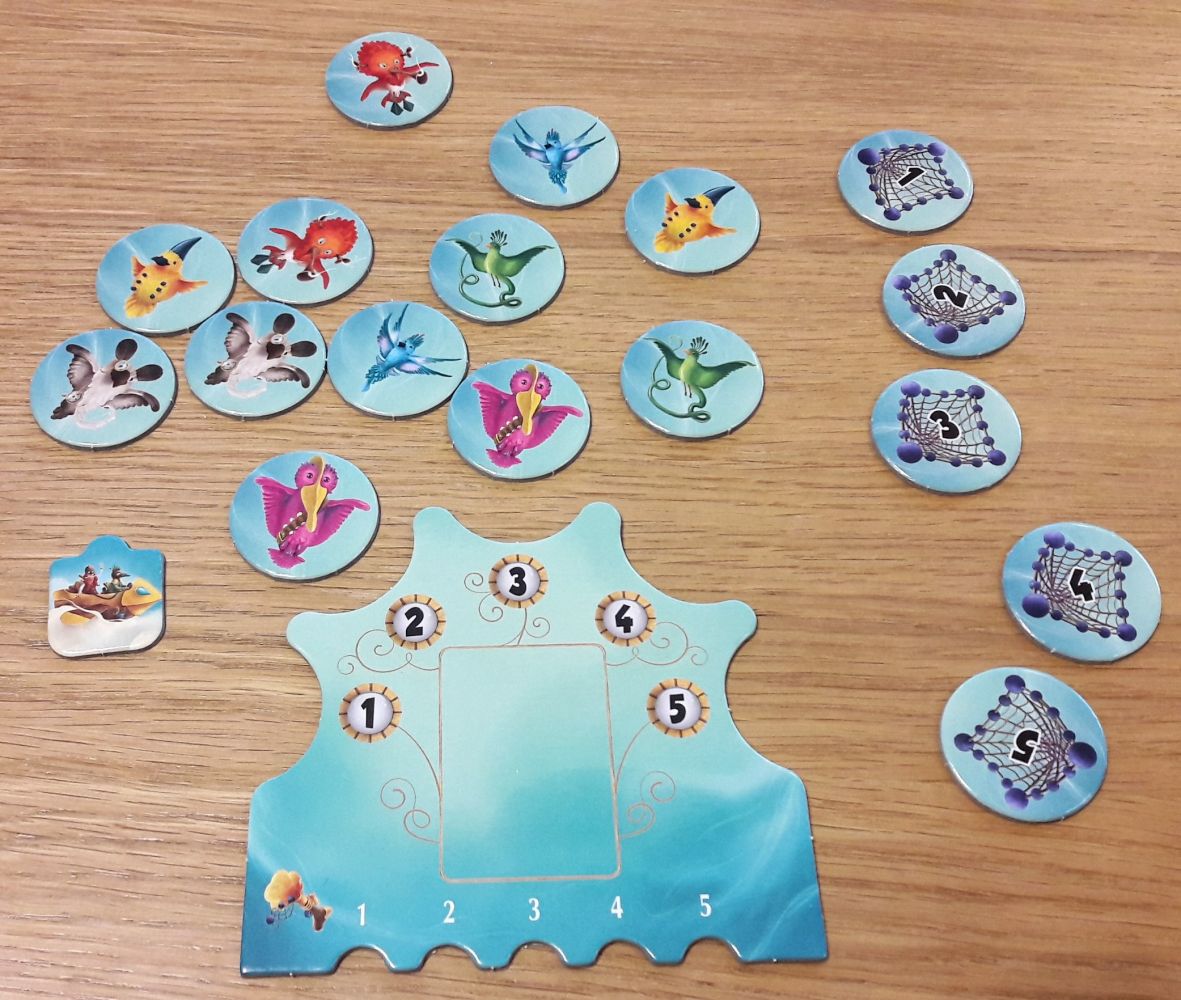 Dans un carton d'épaisseur normal on retrouve chaque oiseau en double exemplaire.