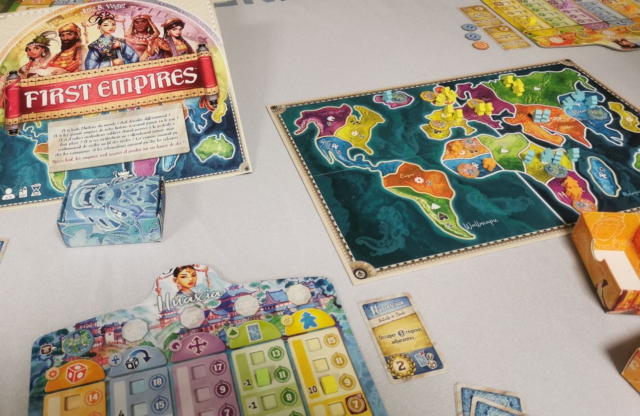 fin de partie.  J'ai passé tous le jeu à occuper les cases "blé" empêchant ainsi mon voisin d'acquérir de nouveaux meeples …