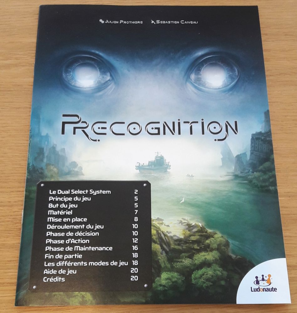 Oui c'est toujours très beau MAIS on sait qu'on est sur du jeu expert avec 20 pages de règles quand même !