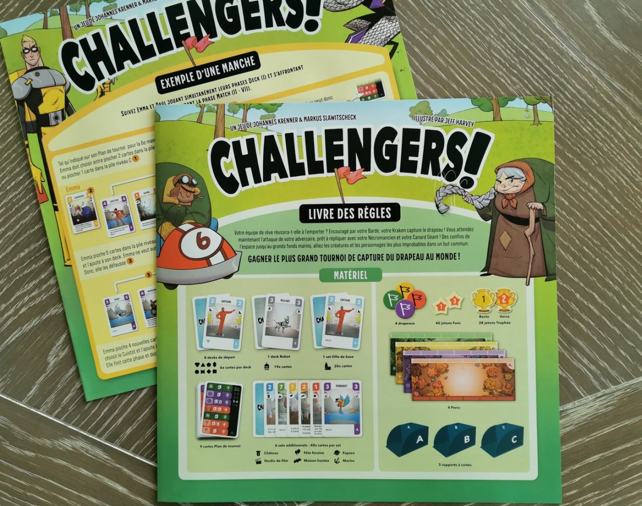 dans la boite :  1 livret de règle et un feuillet pour illustrer une manche de jeu