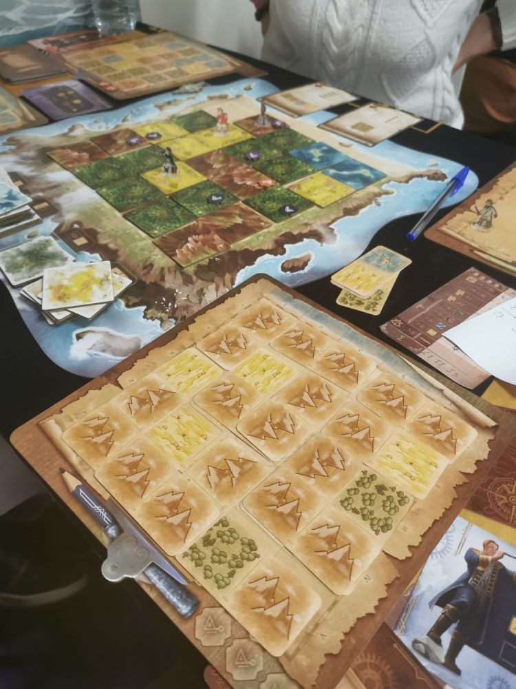 Et mon interprétation … inutile de vous dire que j’ai placé le curseur plus du côté “objectif” que du côté “cartographie correcte”. Peu importe, l’important c’est de gagner !