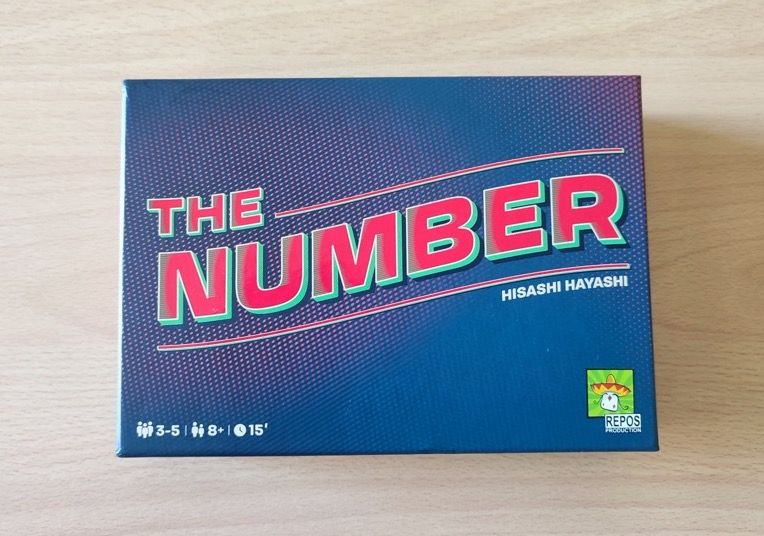 La boite de jeu (17x12 cm) : assez sobre !