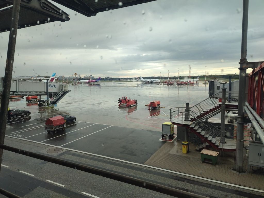 Escale à Hambourg et pluie à l'allemande