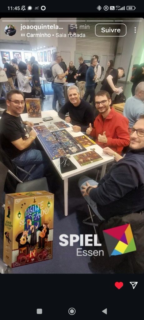 Moments très agréables de complicité avec João qui nous explique les règles et qui reste avec nous pendant toute la partie