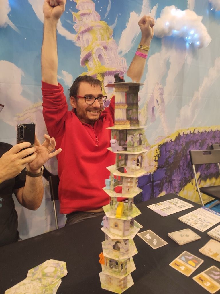 La satisfaction de Cyril.